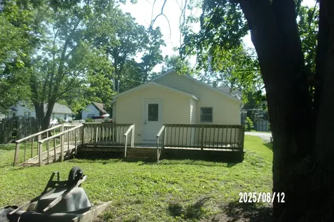 110 North Mansfield Avenue Milford IL 60953