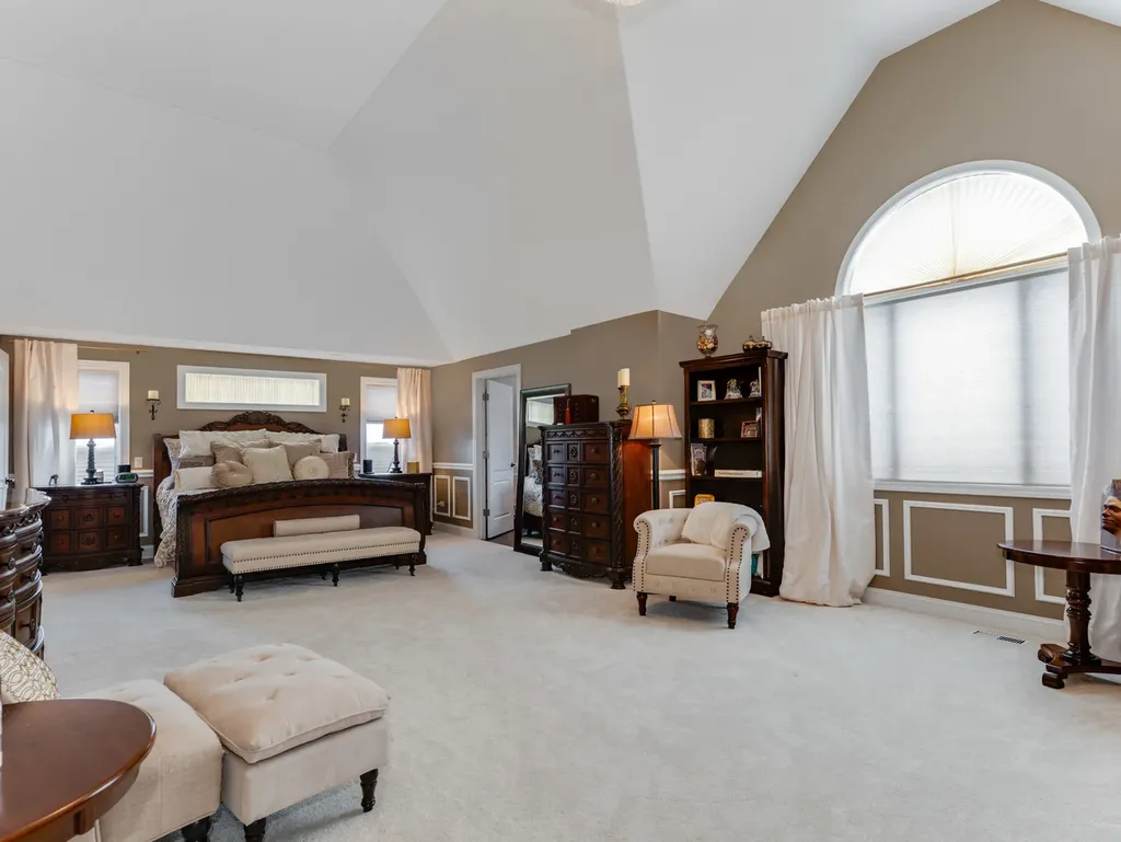 2223 Spartina Lane Naperville IL 60564