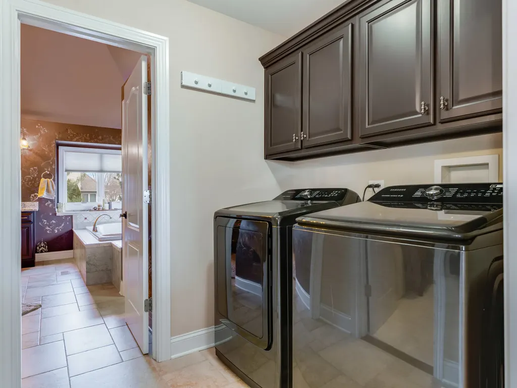 2223 Spartina Lane Naperville IL 60564