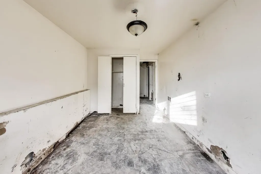 7335 South Morgan Street Chicago IL 60621