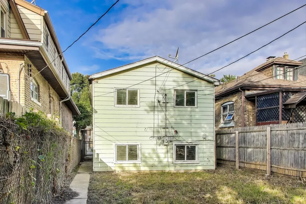 7335 South Morgan Street Chicago IL 60621
