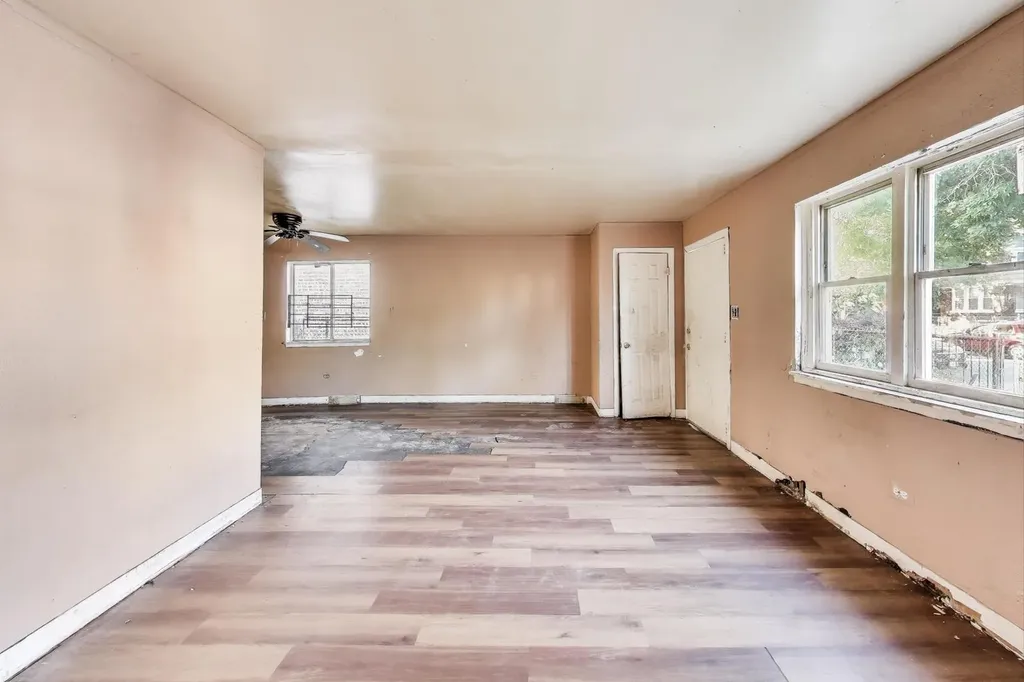 7335 South Morgan Street Chicago IL 60621