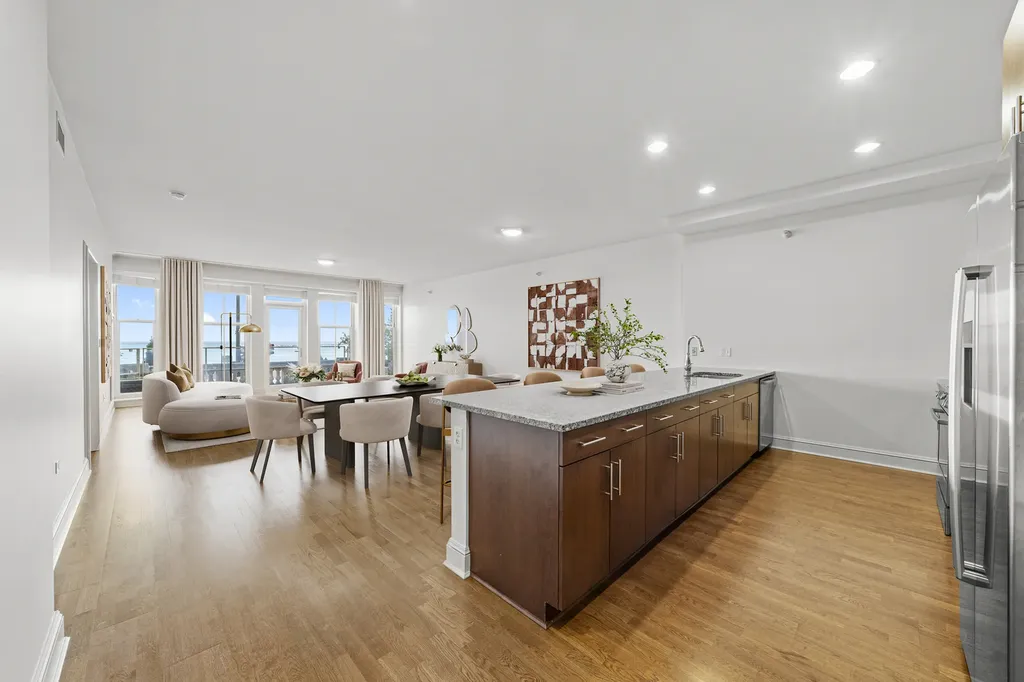 850 North Lake Shore Drive Chicago IL 60611