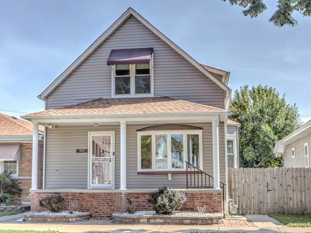 13147 South Brandon Avenue Chicago IL 60633