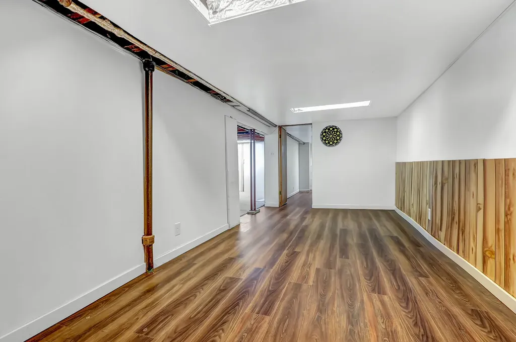 13147 South Brandon Avenue Chicago IL 60633