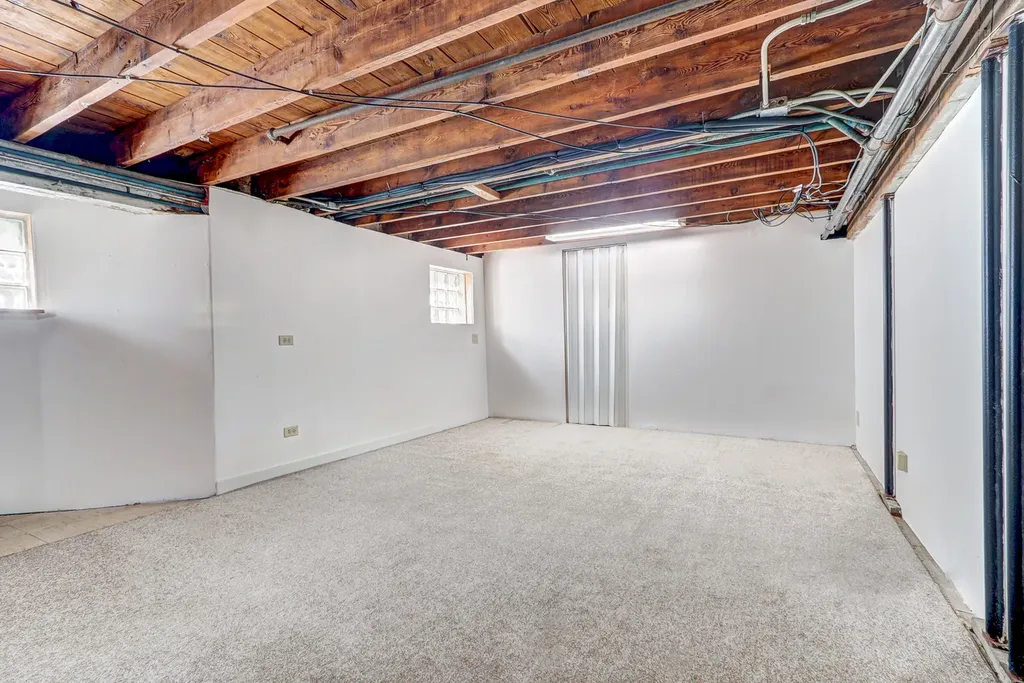 13147 South Brandon Avenue Chicago IL 60633