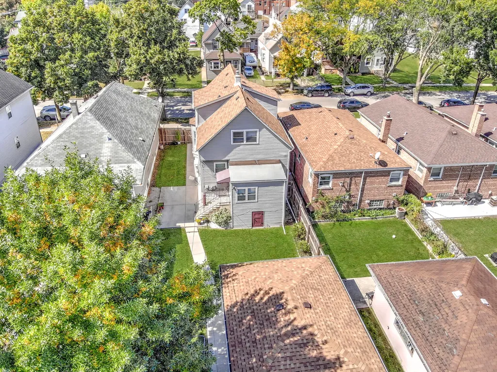 13147 South Brandon Avenue Chicago IL 60633