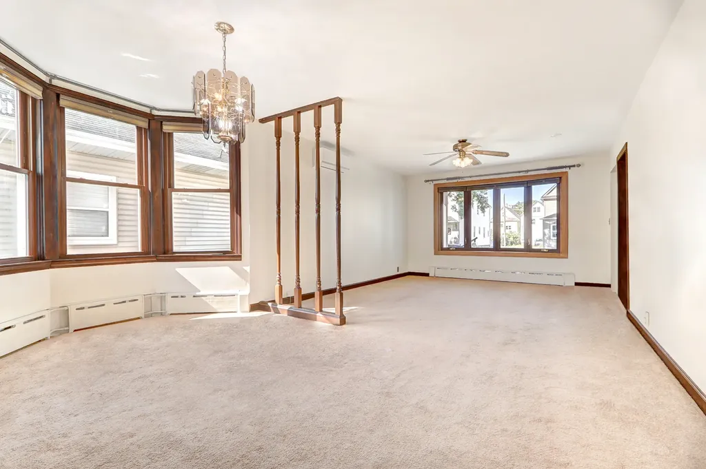 13147 South Brandon Avenue Chicago IL 60633