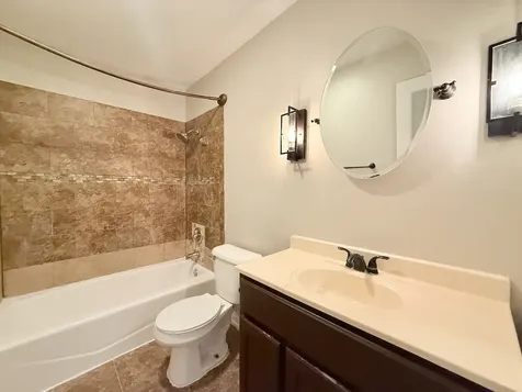 17153 Walter Street Lansing IL 60438
