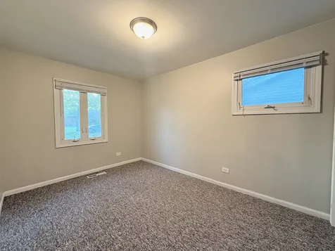 17153 Walter Street Lansing IL 60438
