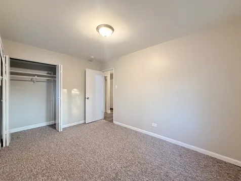 17153 Walter Street Lansing IL 60438
