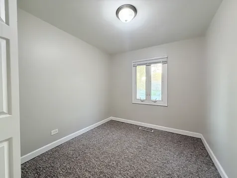 17153 Walter Street Lansing IL 60438