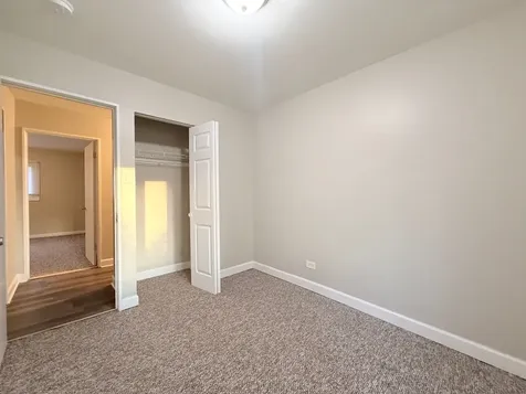 17153 Walter Street Lansing IL 60438