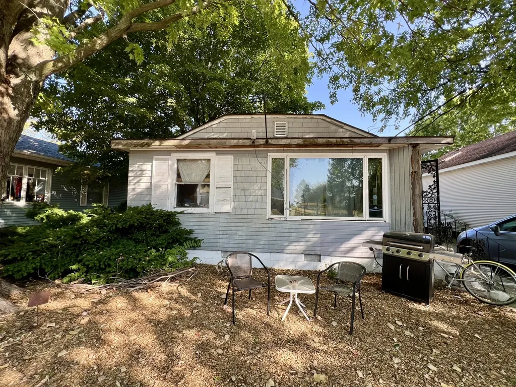 514 West Harrison Street Villa Grove IL 61956