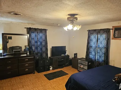 1406 East 15th Place Ford Heights IL 60411