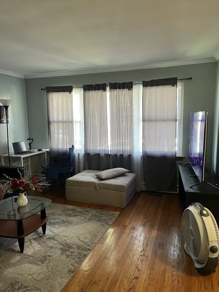 11437 South Calumet Avenue Chicago IL 60628