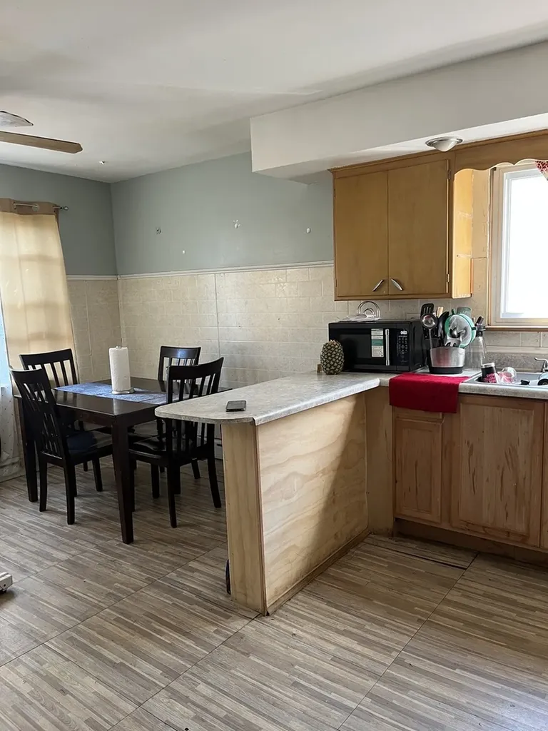 11437 South Calumet Avenue Chicago IL 60628