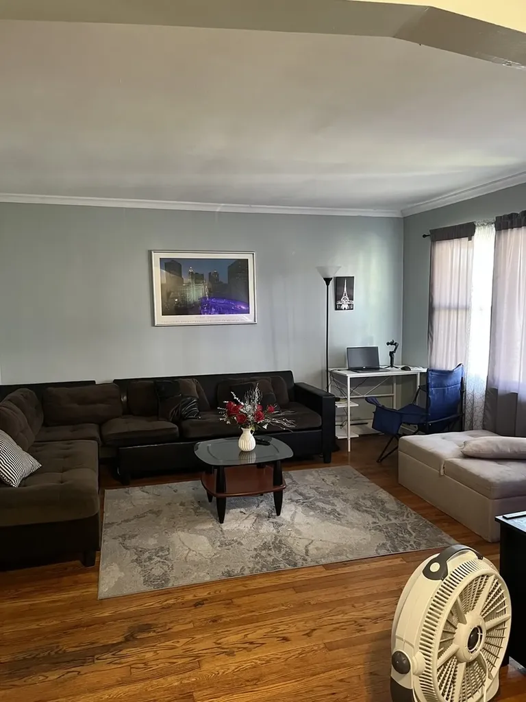 11437 South Calumet Avenue Chicago IL 60628