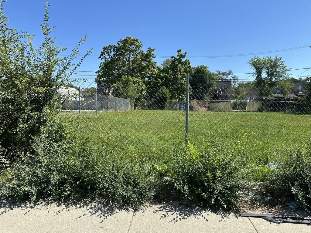 6819 South Ashland Avenue Chicago IL 60636