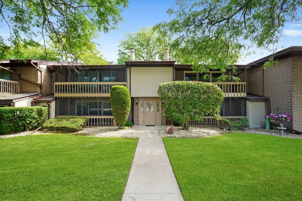 15713 Orlan Brook Drive Orland Park IL 60462