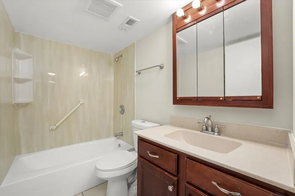 15713 Orlan Brook Drive Orland Park IL 60462