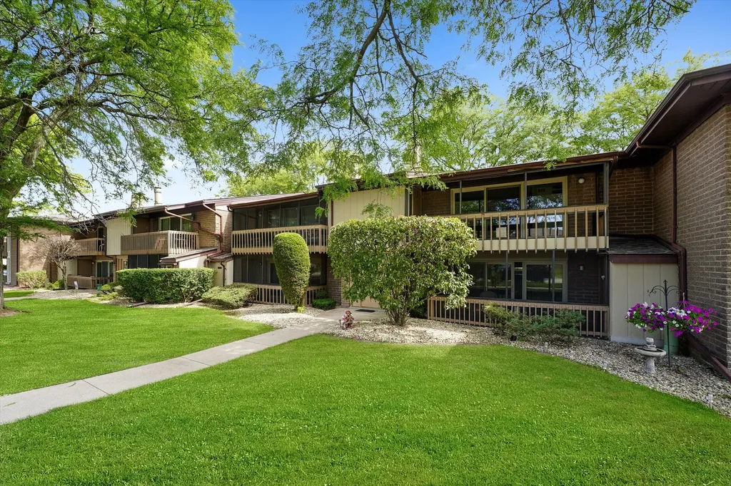 15713 Orlan Brook Drive Orland Park IL 60462