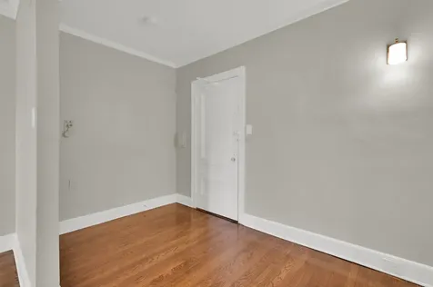 1755 East 55th Street Chicago IL 60615