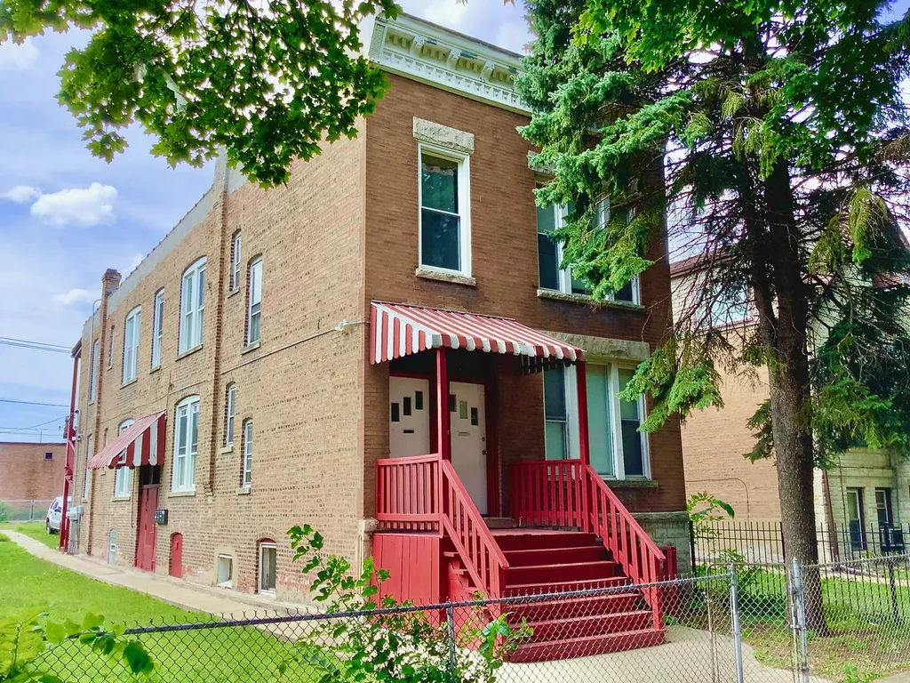 6712 South Wabash Avenue Chicago IL 60637