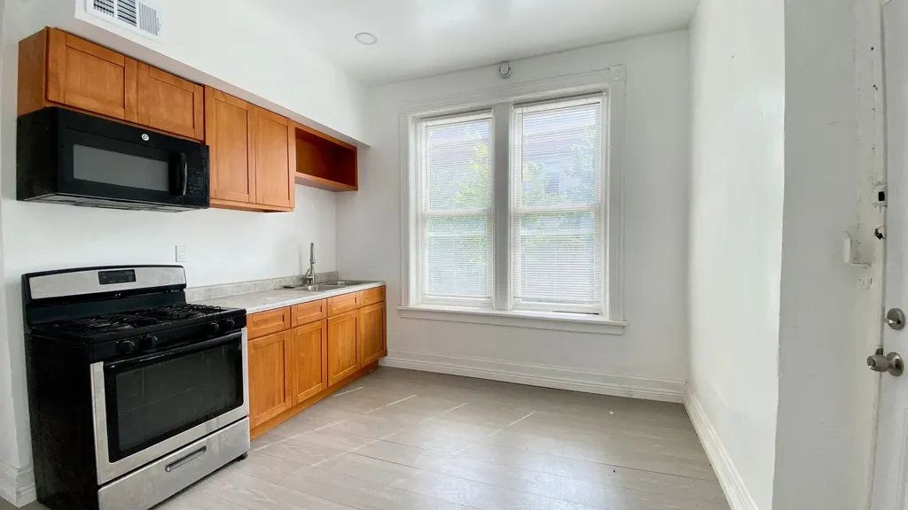 6712 South Wabash Avenue Chicago IL 60637