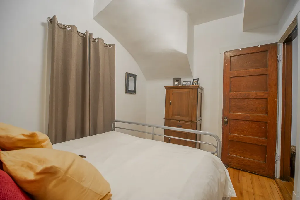 4948 North Winchester Avenue Chicago IL 60640