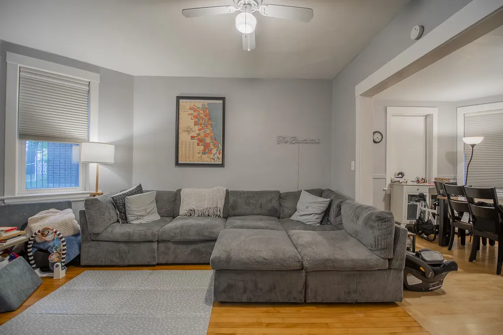 4948 North Winchester Avenue Chicago IL 60640