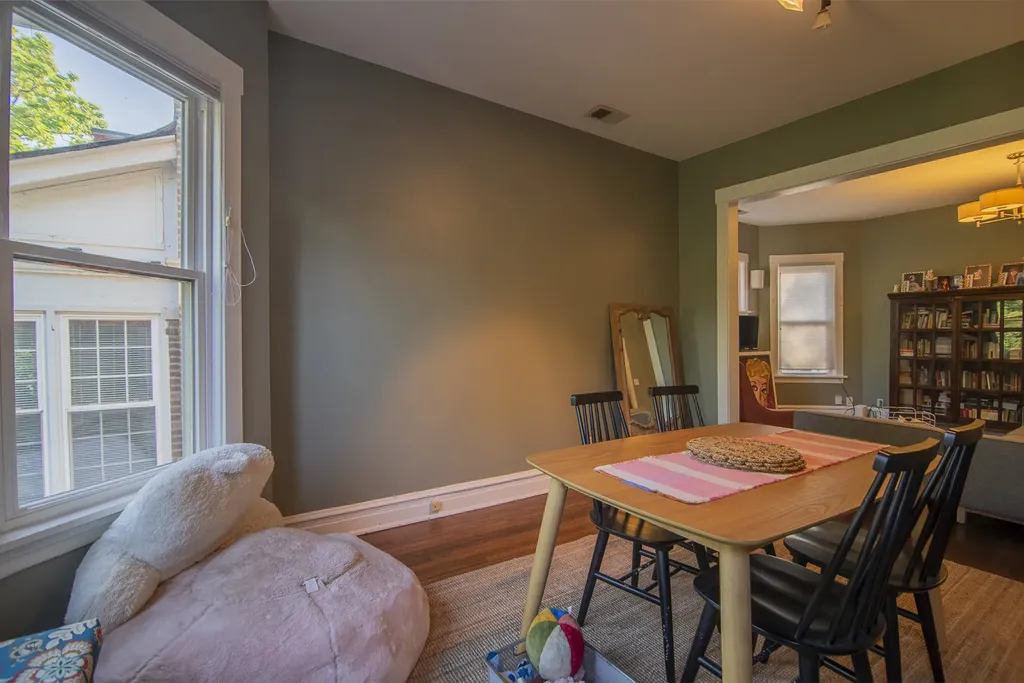 4948 North Winchester Avenue Chicago IL 60640