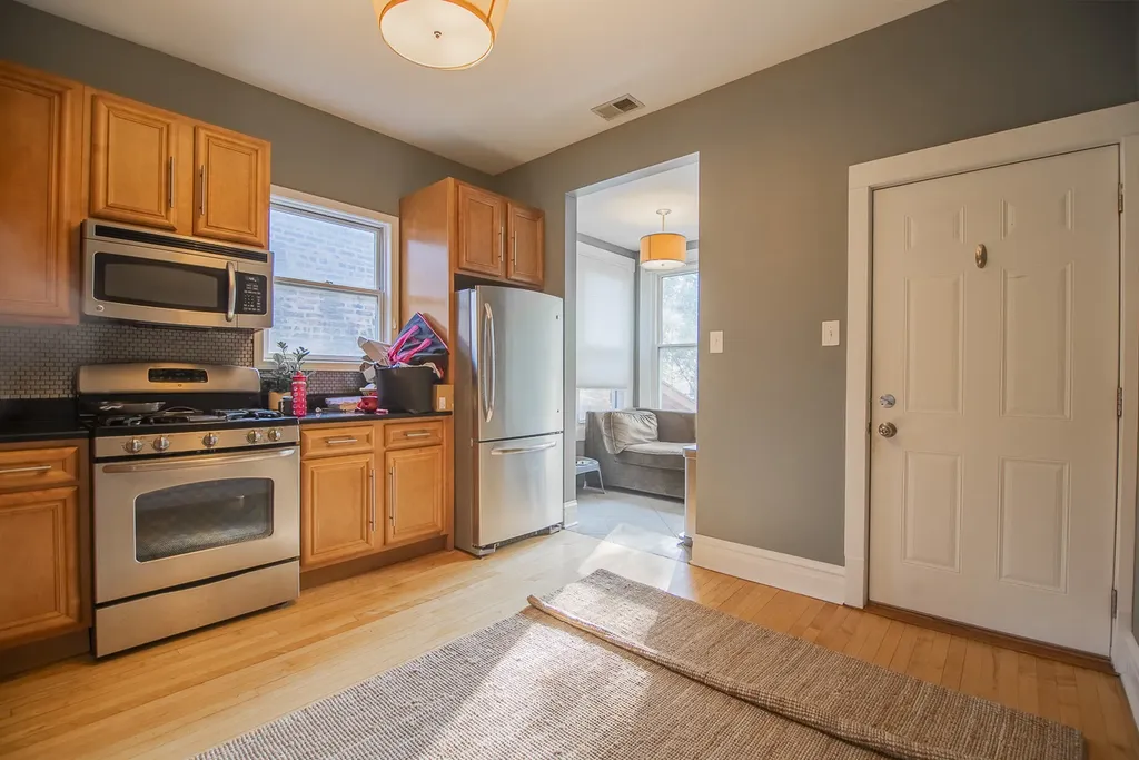 4948 North Winchester Avenue Chicago IL 60640