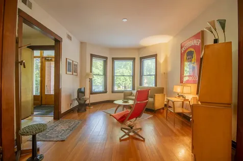 4948 North Winchester Avenue Chicago IL 60640