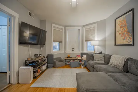 4948 North Winchester Avenue Chicago IL 60640
