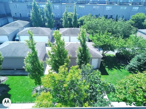 2367 East 70th Place Chicago IL 60649