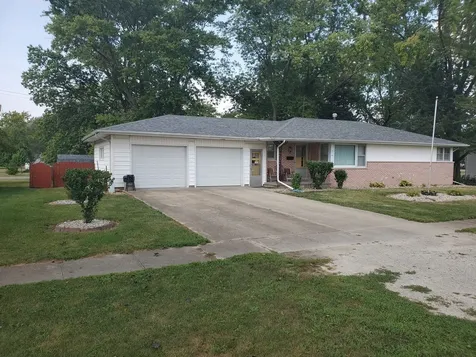 316 North Commerce Street Gilman IL 60938