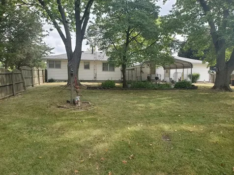 316 North Commerce Street Gilman IL 60938