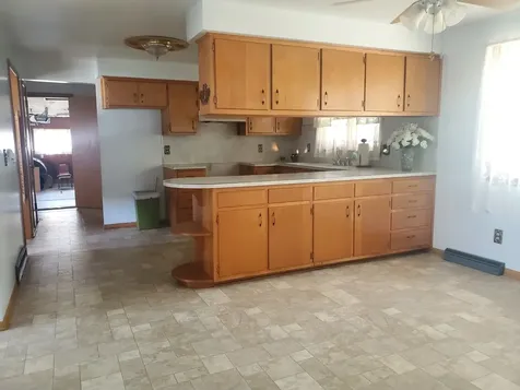 316 North Commerce Street Gilman IL 60938