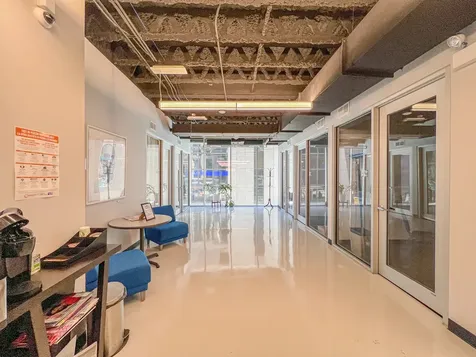 6 South Clark Street Chicago IL 60603