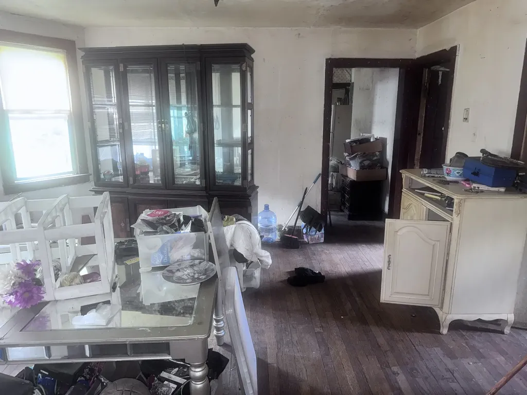 10540 South Lafayette Avenue Chicago IL 60628