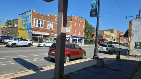 3711 West Lawrence Avenue Chicago IL 60625