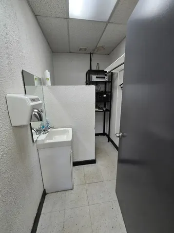 3711 West Lawrence Avenue Chicago IL 60625