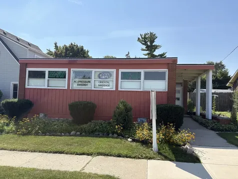 220 East State Street Sycamore IL 60178