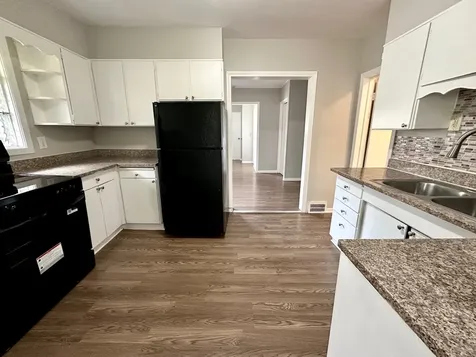 3729 Grove Avenue Berwyn IL 60402