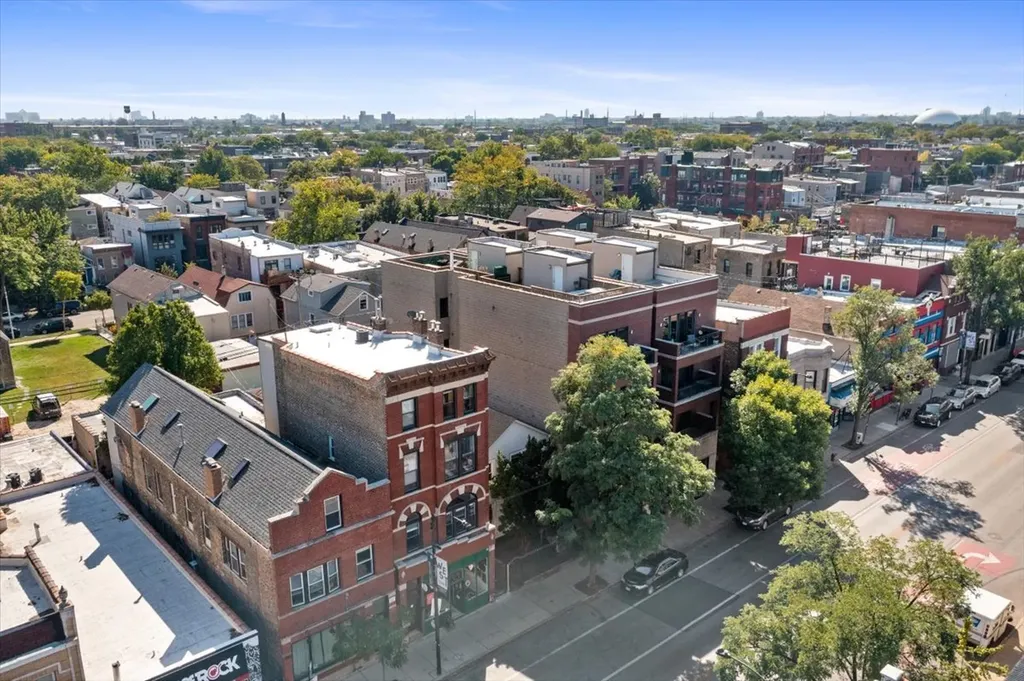 1921 West Chicago Avenue Chicago IL 60622