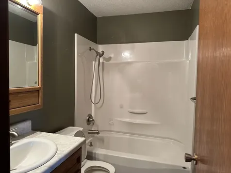 12855 Lawrence Road Sterling IL 61081