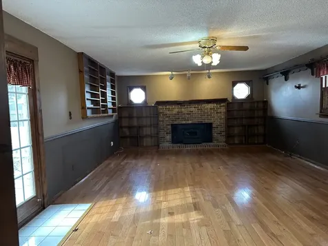 12855 Lawrence Road Sterling IL 61081