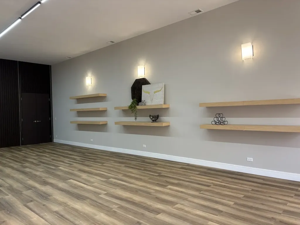 833 North California Avenue Chicago IL 60622