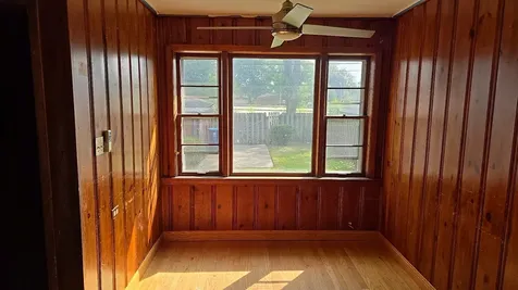 413 Greenbay Avenue Calumet City IL 60409